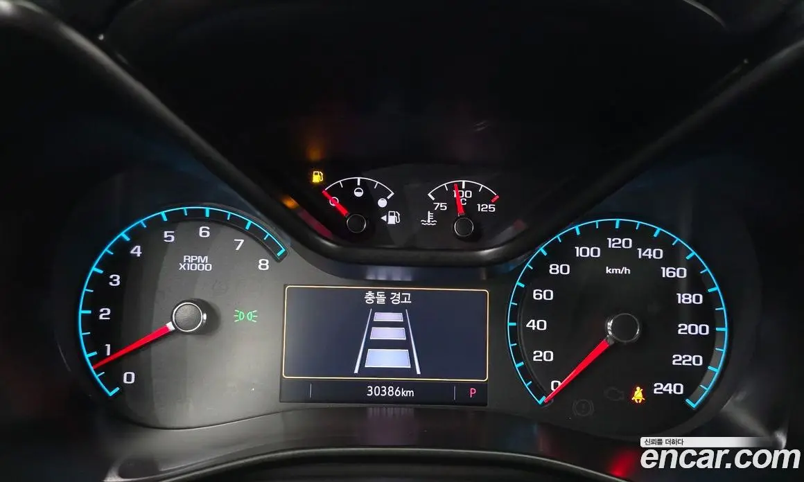 Chevrolet Colorado 2022 3.6 автомат (гидро), фото 11