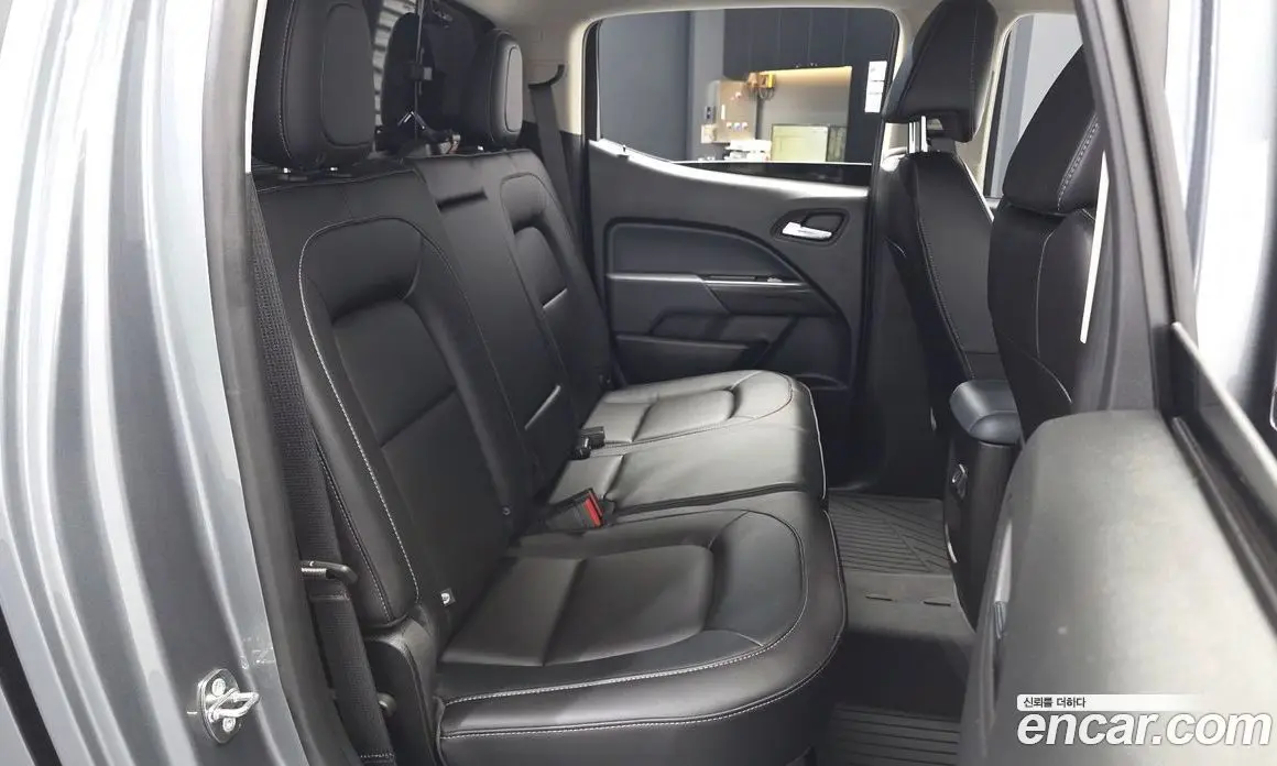 Chevrolet Colorado 2022 3.6 автомат (гидро), фото 16