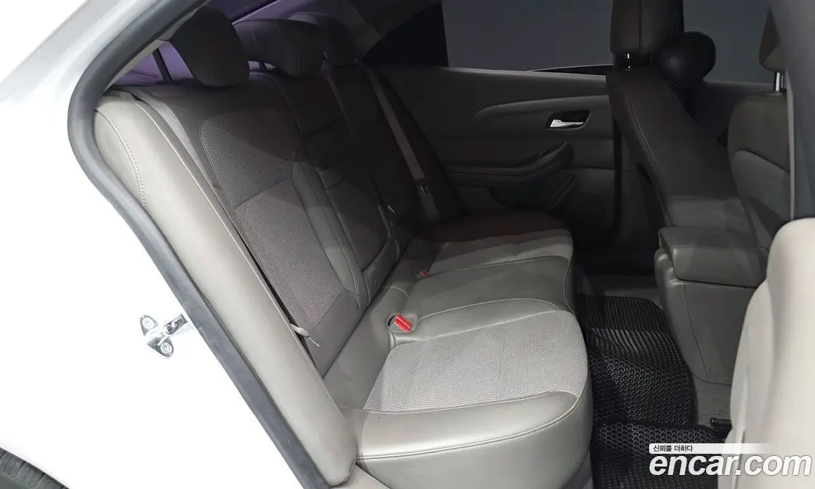 Chevrolet Malibu 2012 2.0 автомат (гидро), фото 10