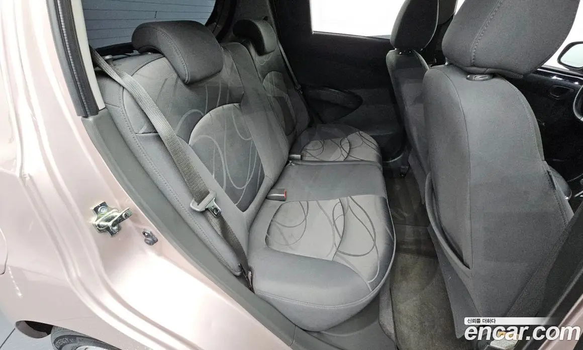 Chevrolet Matiz 2010 1.0 автомат (гидро), фото 16