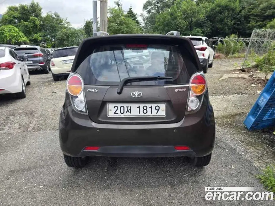 Chevrolet Matiz 2010 1.0 автомат (гидро), фото 5