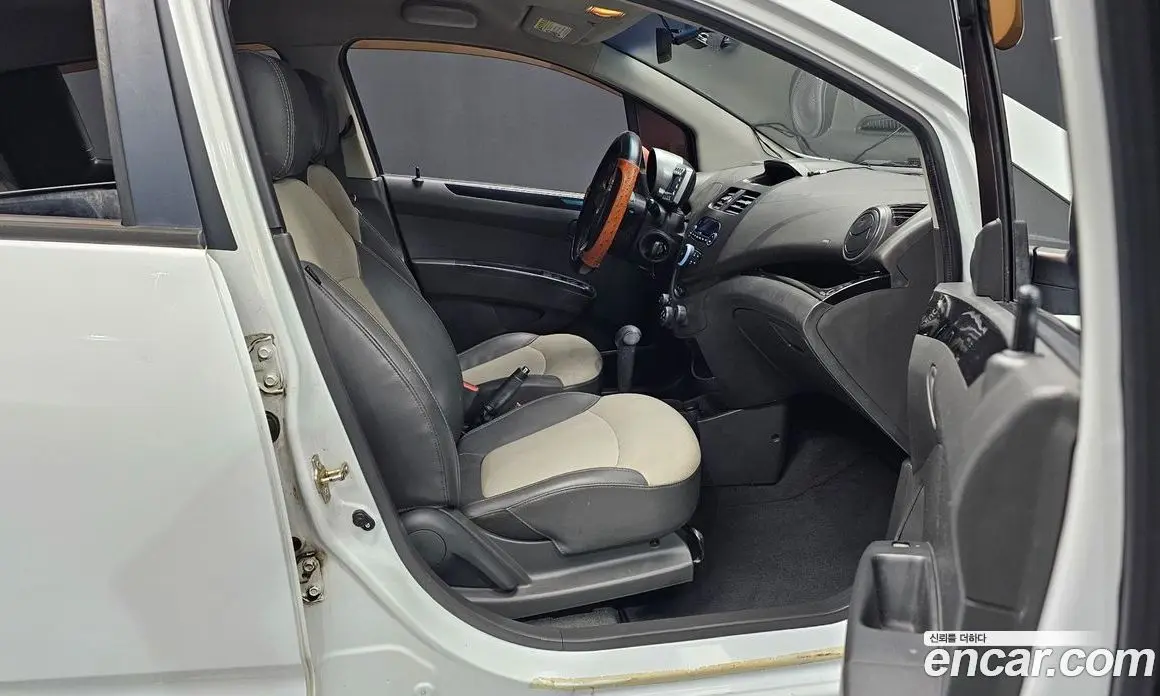 Chevrolet Spark 2012 1.0 автомат (гидро), фото 11