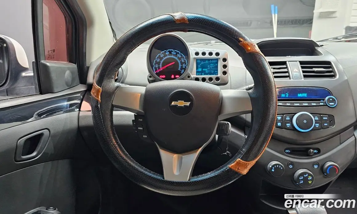 Chevrolet Spark 2012 1.0 автомат (гидро), фото 13