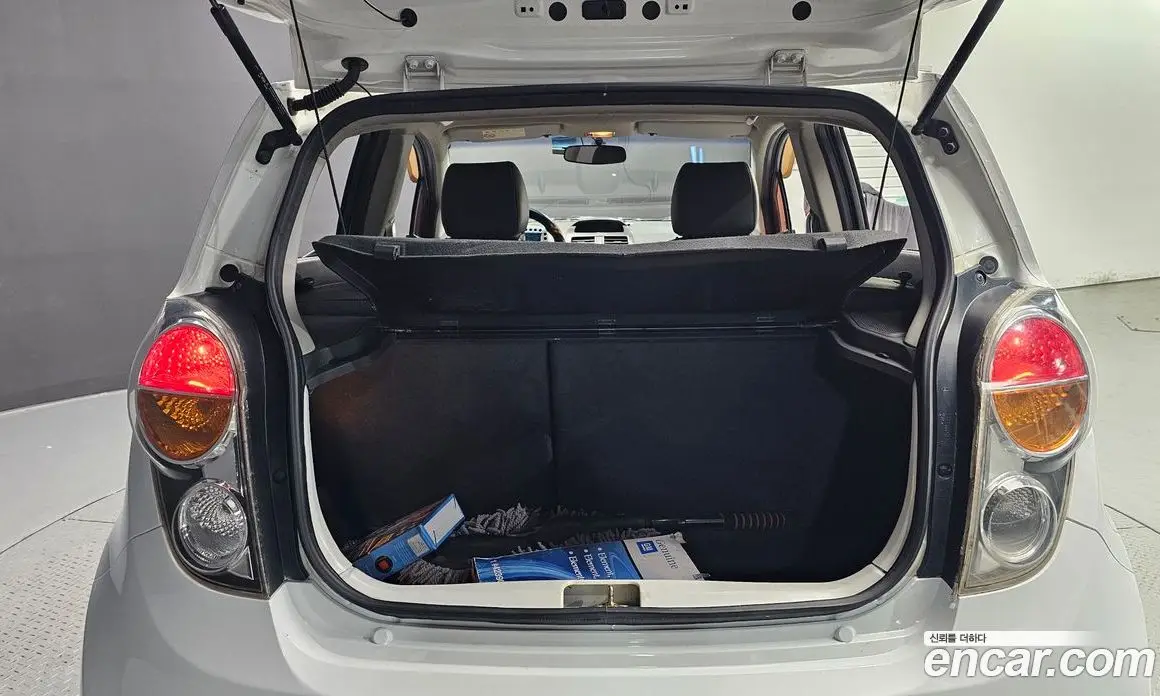 Chevrolet Spark 2012 1.0 автомат (гидро), фото 20