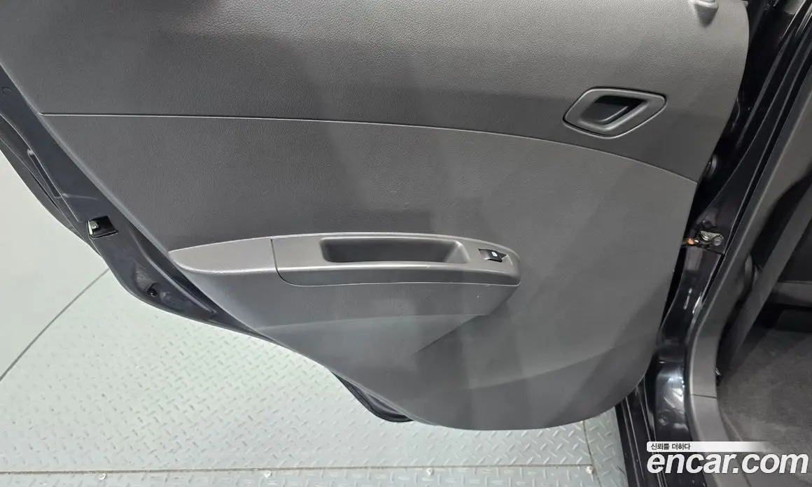 Chevrolet Spark 2014 1.0 автомат (гидро), фото 15