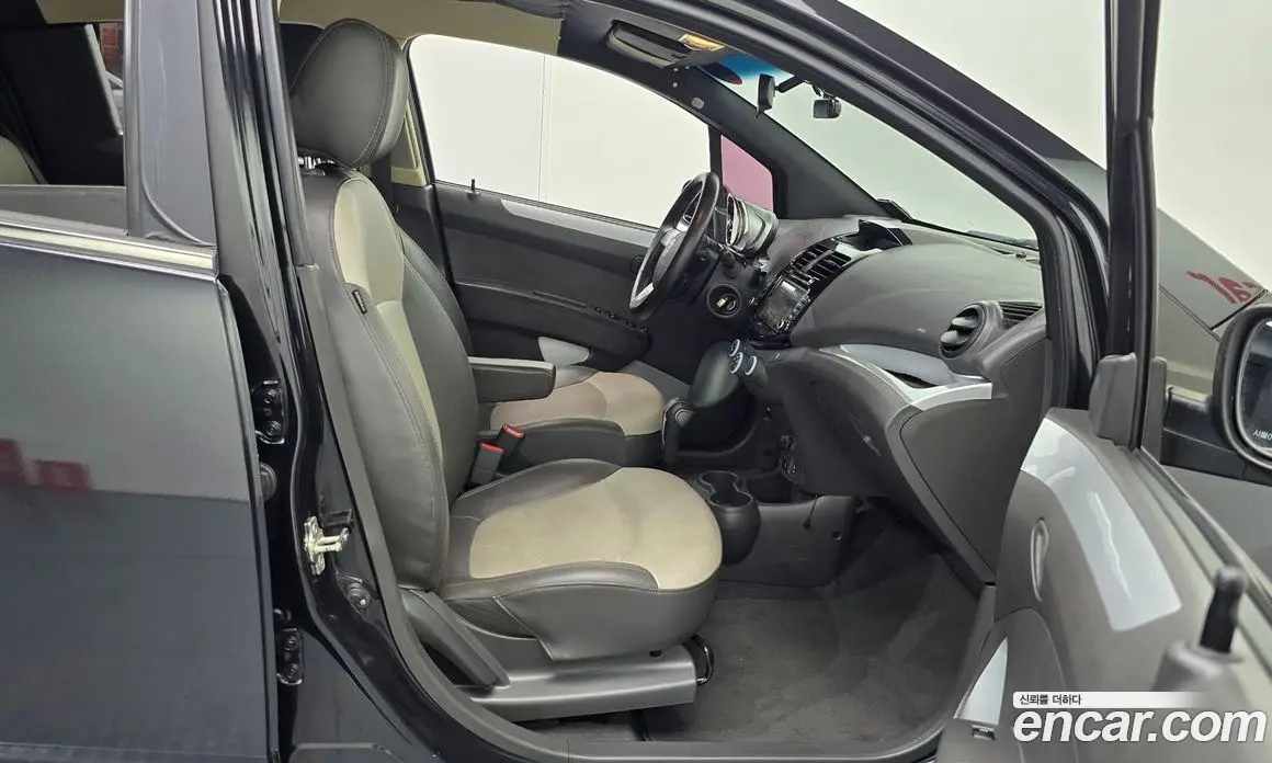 Chevrolet Spark 2014 1.0 автомат (гидро), фото 17