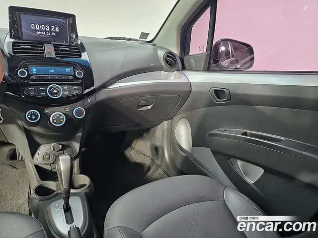 Chevrolet Spark 2015 1.0 автомат (гидро), миниатюра 10