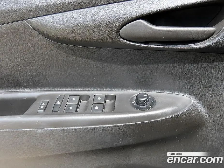 Chevrolet Spark 2019 1.0 автомат (гидро), фото 11