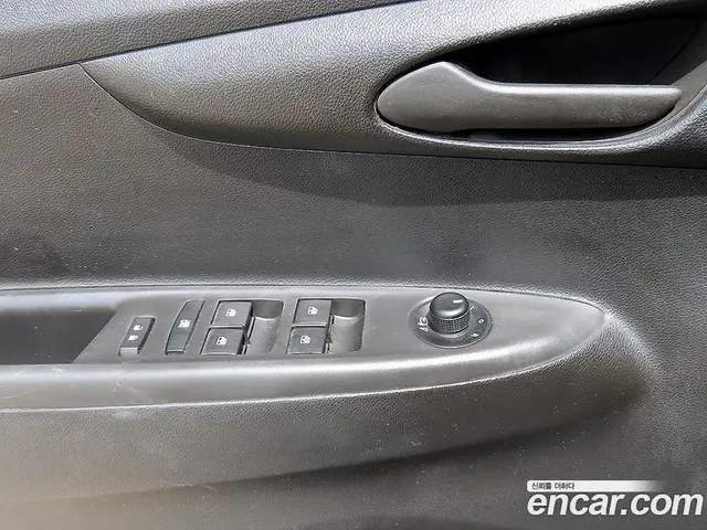 Chevrolet Spark 2019 1.0 автомат (гидро), миниатюра 11