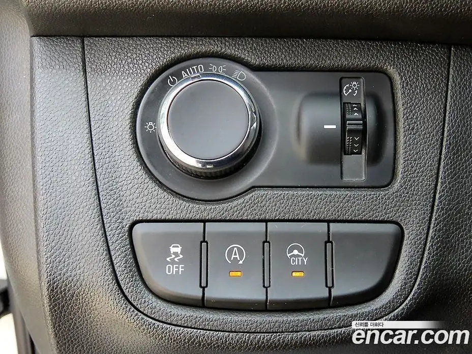Chevrolet Spark 2019 1.0 автомат (гидро), фото 12