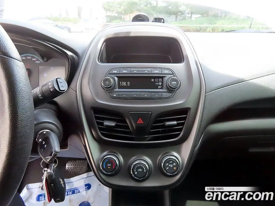 Chevrolet Spark 2019 1.0 автомат (гидро), фото 14
