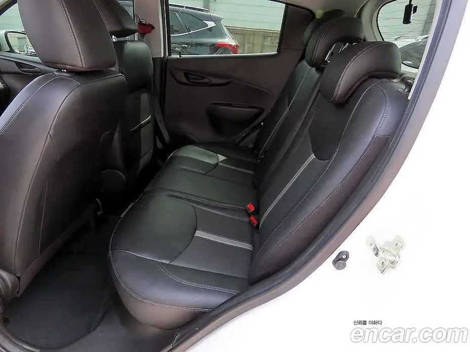 Chevrolet Spark 2019 1.0 автомат (гидро), фото 6