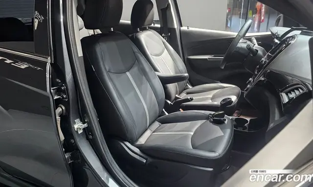 Chevrolet Spark 2022 1.0 автомат (гидро), миниатюра 12