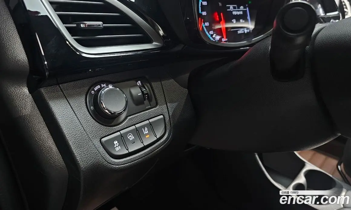 Chevrolet Spark 2022 1.0 автомат (гидро), фото 16
