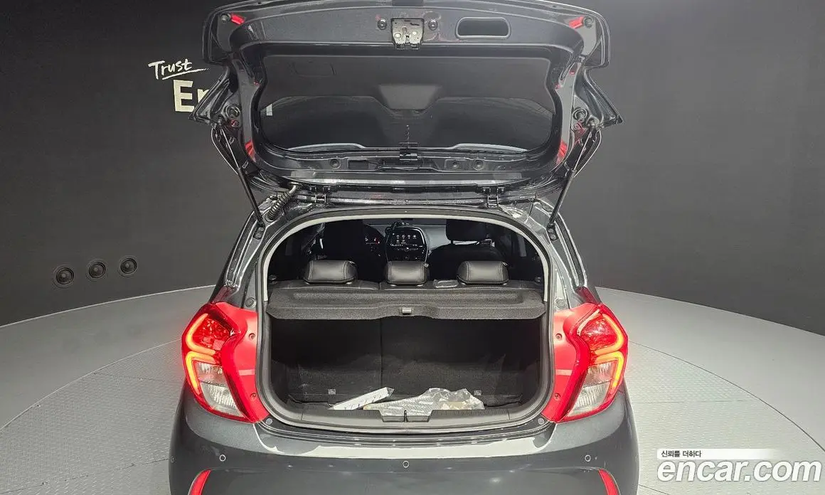 Chevrolet Spark 2022 1.0 автомат (гидро), фото 20