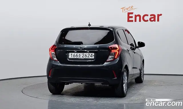 Chevrolet Spark 2022 1.0 автомат (гидро), миниатюра 4