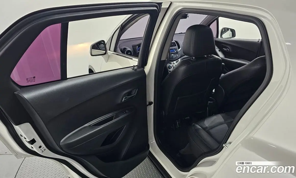Chevrolet Trax 2015 1.4 автомат (гидро), фото 13