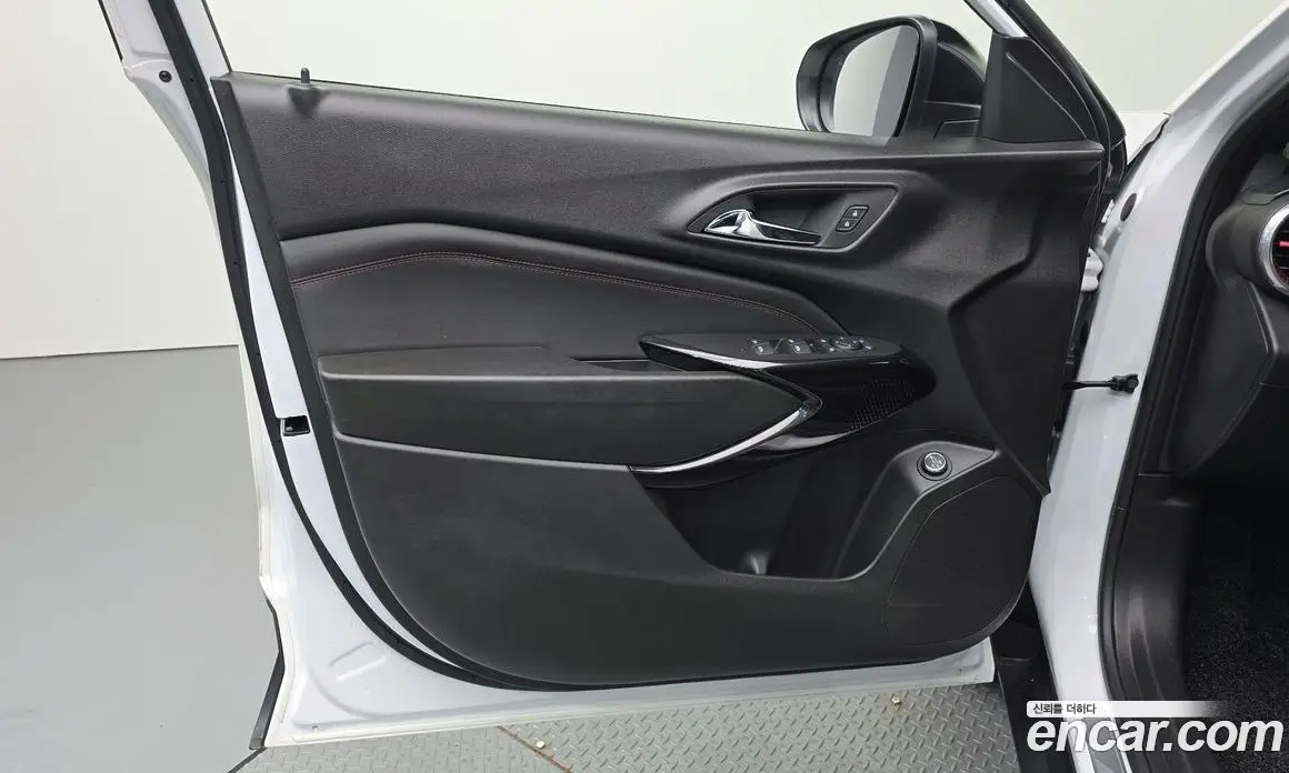 Chevrolet Trax 2023 1.2 автомат (гидро), фото 14