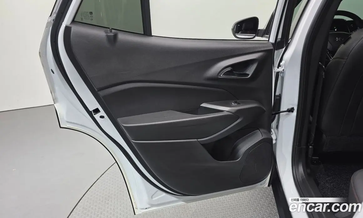 Chevrolet Trax 2023 1.2 автомат (гидро), фото 15