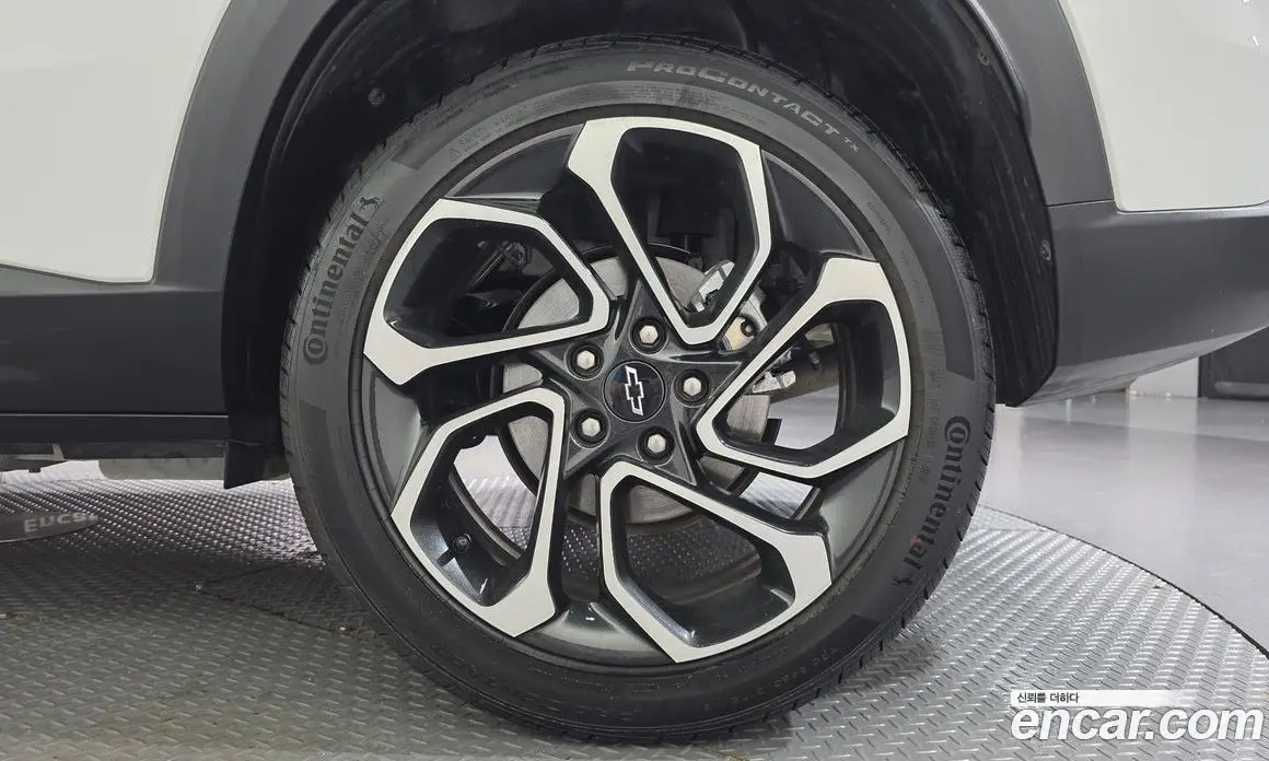 Chevrolet Trax 2023 1.2 автомат (гидро), фото 7