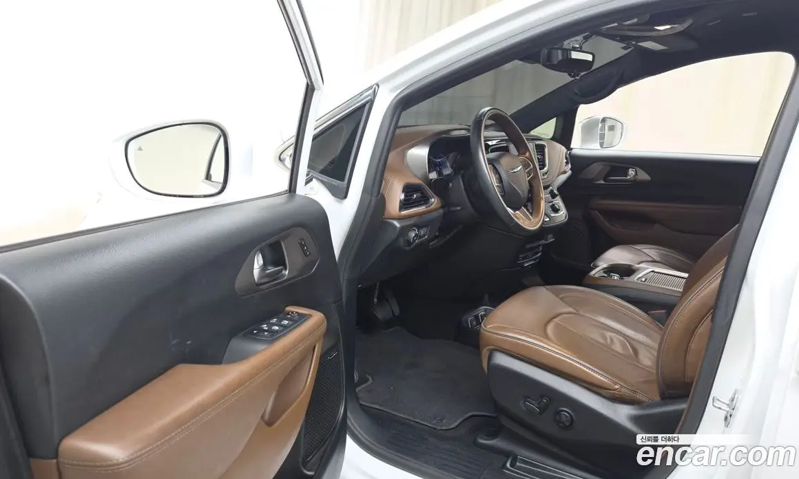 Chrysler Pacifica 2020 3.6 автомат (гидро), фото 13