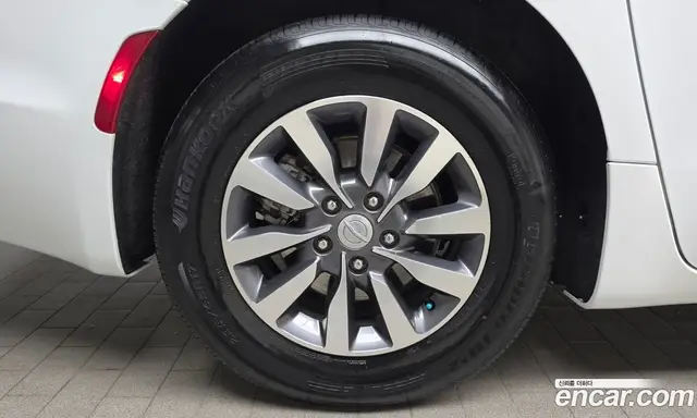 Chrysler Pacifica 2020 3.6 автомат (гидро), миниатюра 5