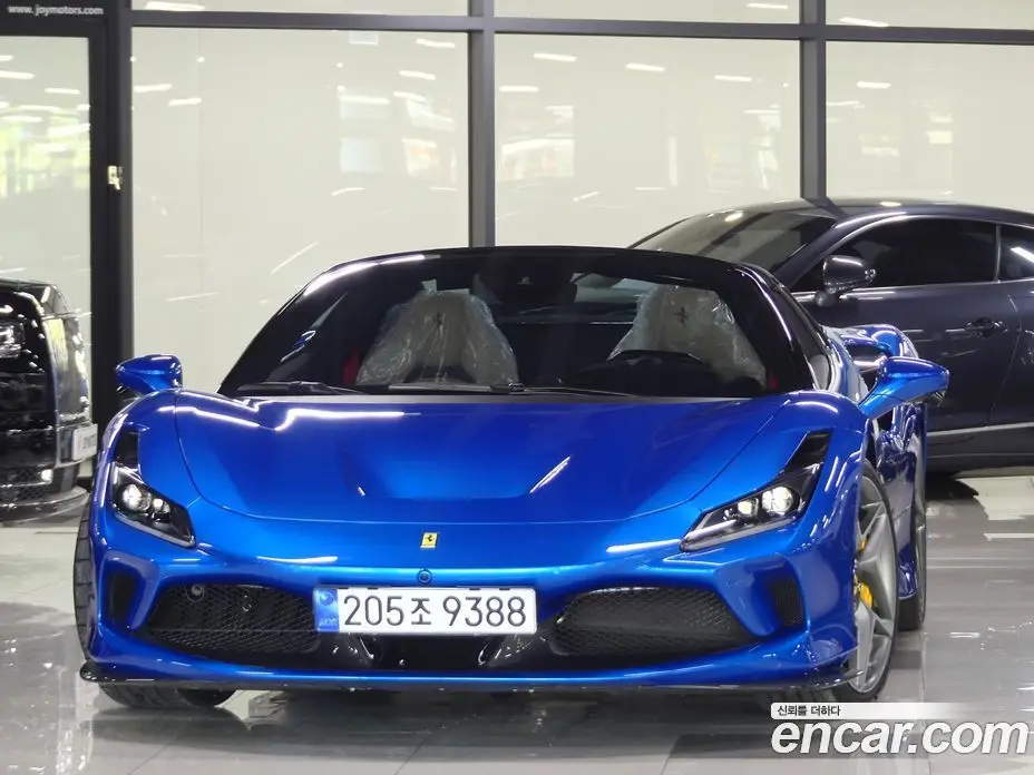 Ferrari F8 2022 3.9 автомат (гидро), фото 1 Ferrari F8 2022 3.9 автомат (гидро), фото 1
