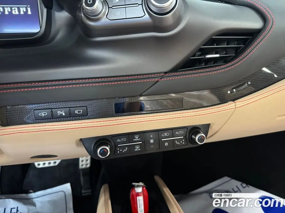 Ferrari F8 2022 3.9 автомат (гидро), фото 13 Ferrari F8 2022 3.9 автомат (гидро), фото 13
