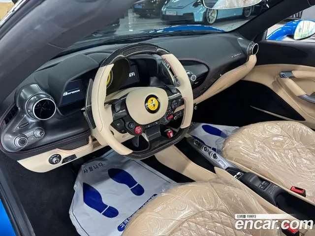 Ferrari F8 2022 3.9 автомат (гидро), миниатюра 7 Ferrari F8 2022 3.9 автомат (гидро), миниатюра 7