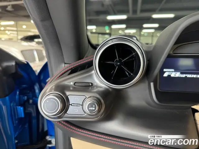 Ferrari F8 2022 3.9 автомат (гидро), миниатюра 10 Ferrari F8 2022 3.9 автомат (гидро), миниатюра 10