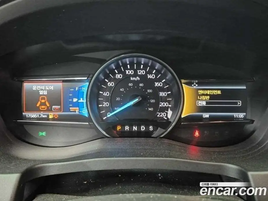 Ford Explorer 2018 2.3 автомат (гидро), фото 6