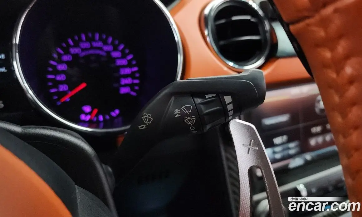 Ford Mustang 2015 5.0 автомат (гидро), фото 18