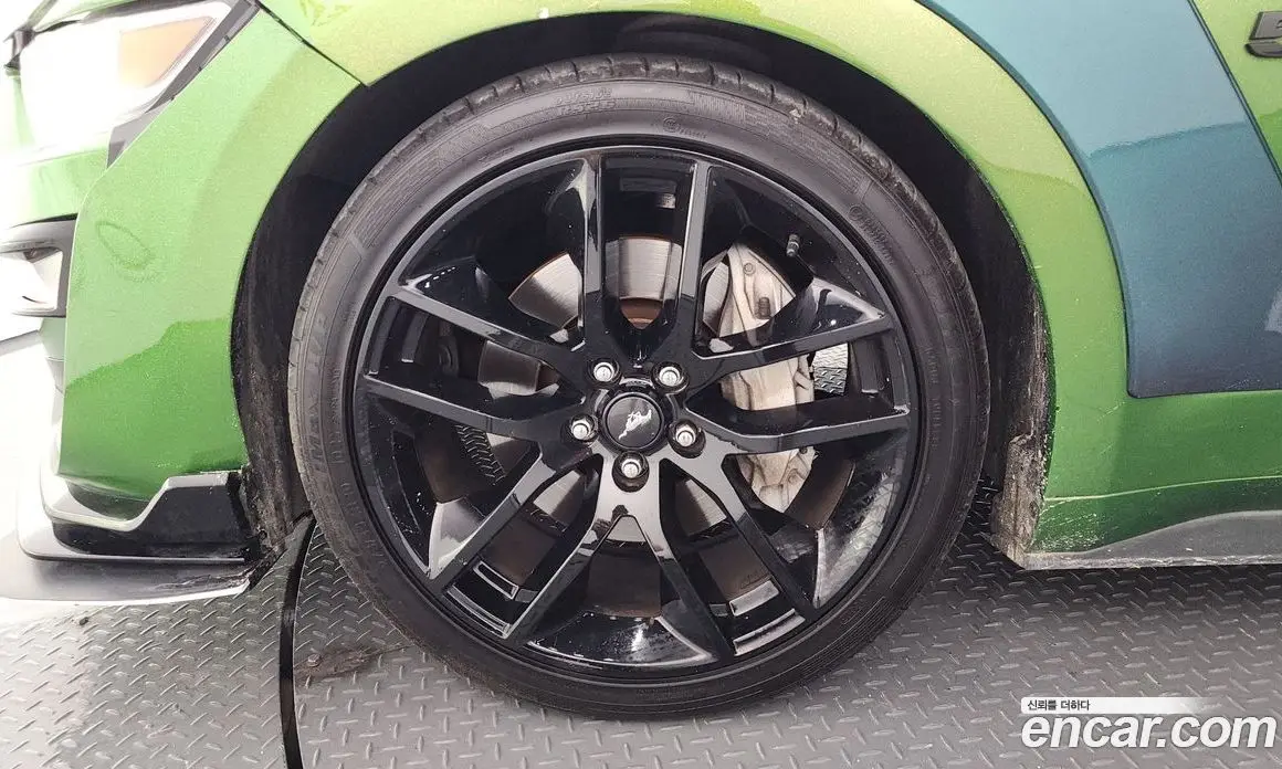 Ford Mustang 2015 5.0 автомат (гидро), фото 5