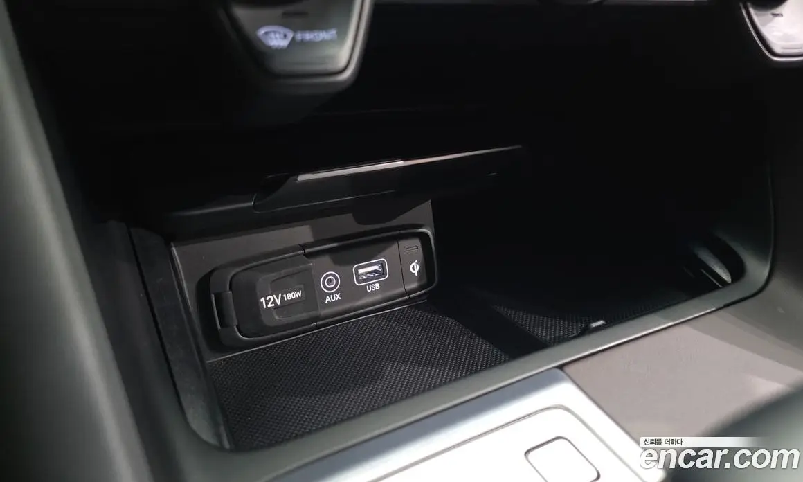 Genesis G70 2019 2.0 автомат (гидро), фото 15