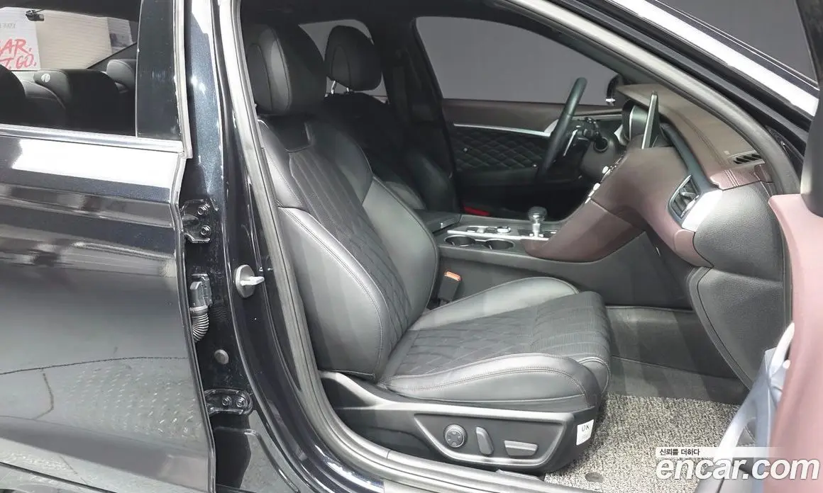 Genesis G70 2019 2.0 автомат (гидро), фото 16