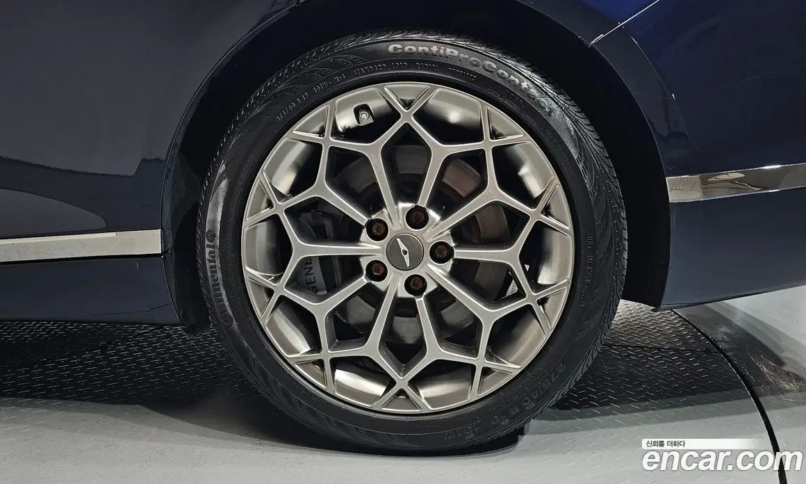 Genesis G80 2023 2.5 автомат (гидро), фото 6
