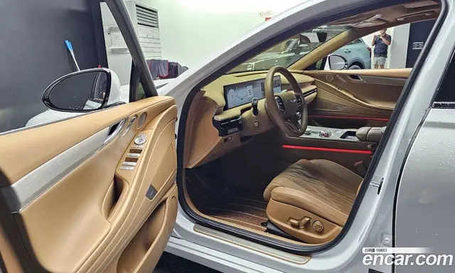 Genesis G80 2025 2.5 автомат (гидро), миниатюра 12