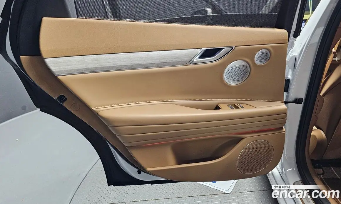 Genesis G80 2025 2.5 автомат (гидро), фото 14