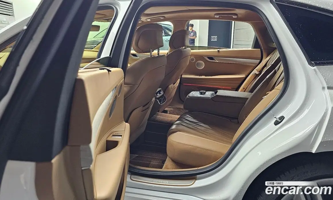 Genesis G80 2025 2.5 автомат (гидро), фото 15