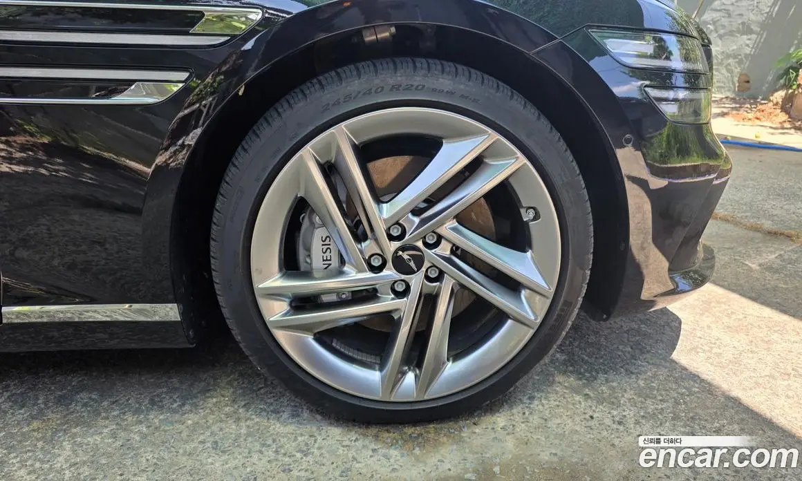 Genesis G80 2025 2.5 автомат (гидро), фото 14