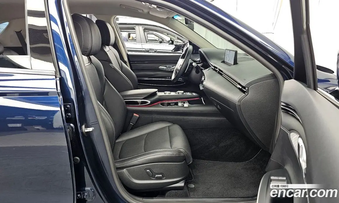 Genesis GV70 2021 2.5 автомат (гидро), фото 17