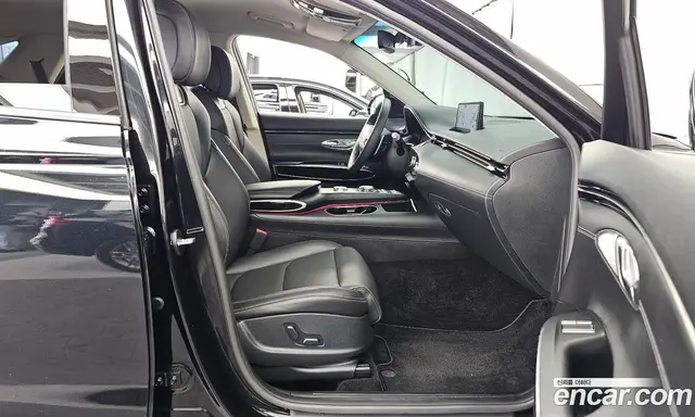 Genesis GV70 2022 2.5 автомат (гидро), миниатюра 11