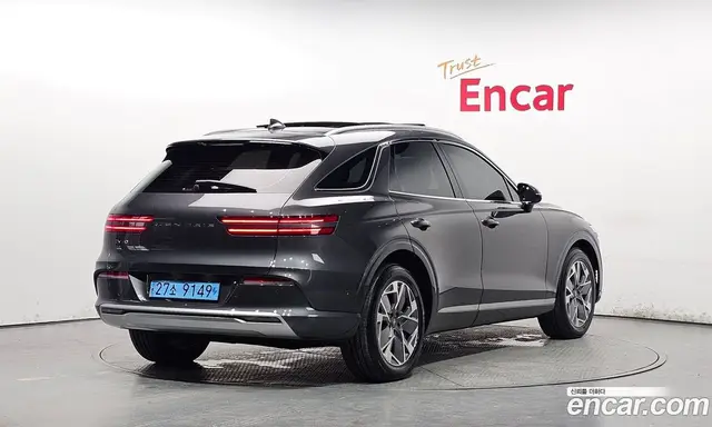 Genesis GV70 2022 0.1 автомат (гидро), миниатюра 1