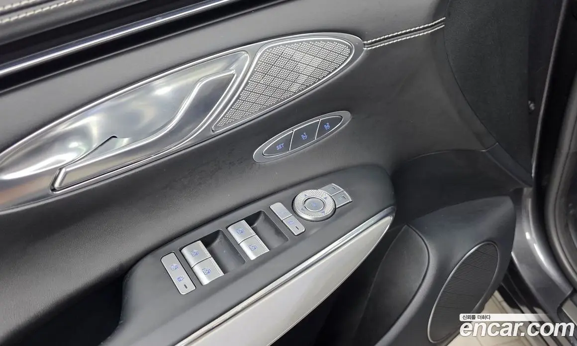 Genesis GV70 2022 0.1 автомат (гидро), фото 27
