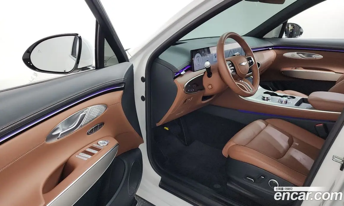 Genesis GV70 2025 2.5 автомат (гидро), фото 13