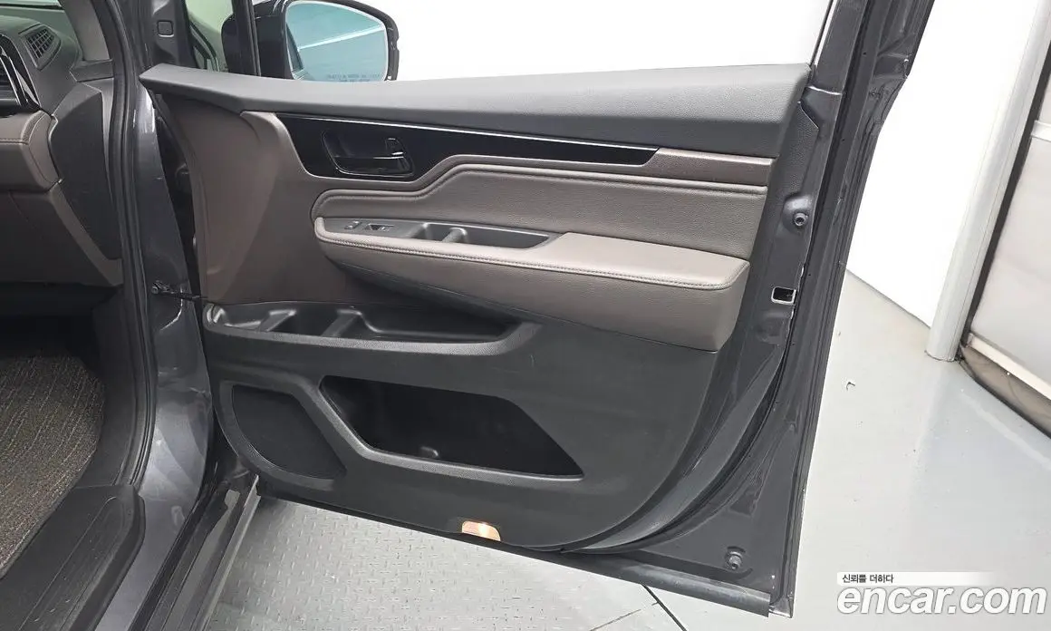 Honda Odyssey 2023 3.5 автомат (гидро), фото 14