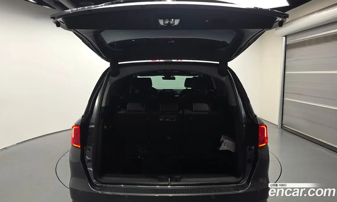 Honda Odyssey 2023 3.5 автомат (гидро), фото 25