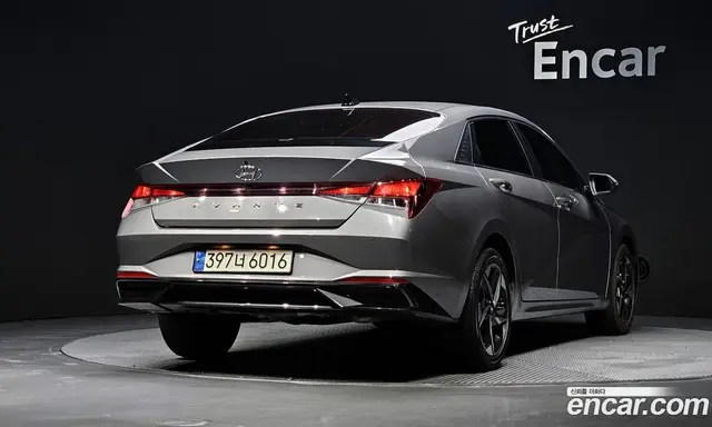 Hyundai Avante 2021 1.6 автомат (гидро), миниатюра 2