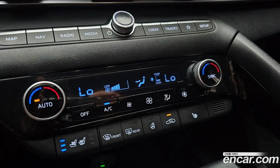 Hyundai Avante 2021 1.6 автомат (гидро), фото 24