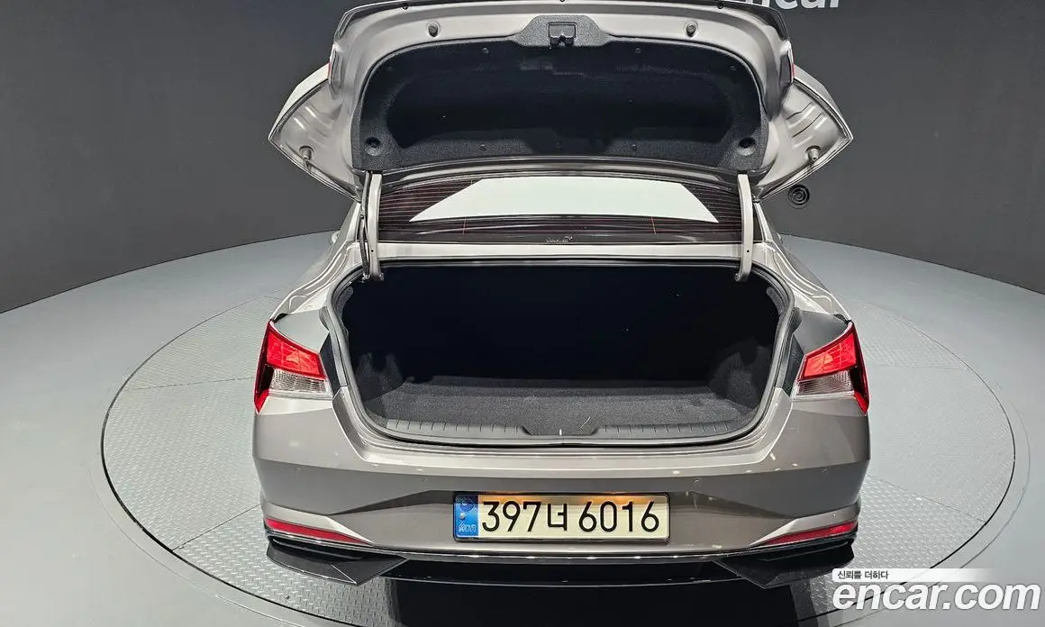 Hyundai Avante 2021 1.6 автомат (гидро), фото 26